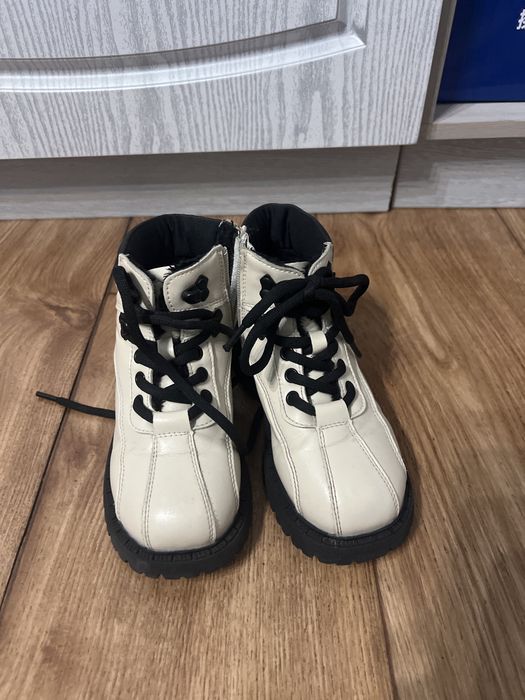 Обувь для девочки