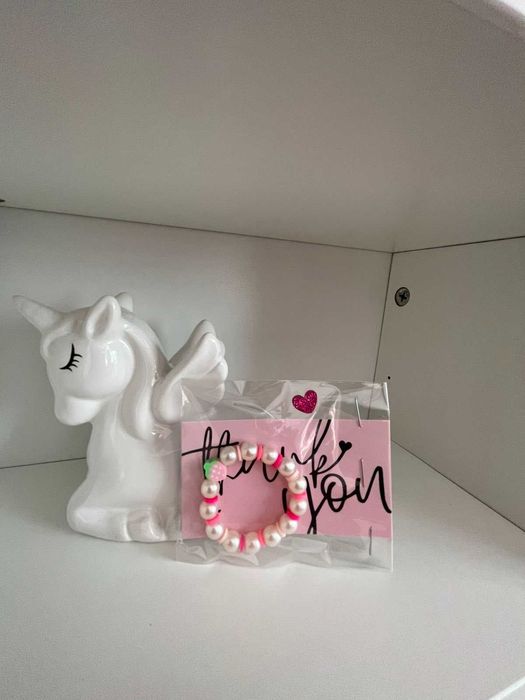 Ръчно изработени гривни