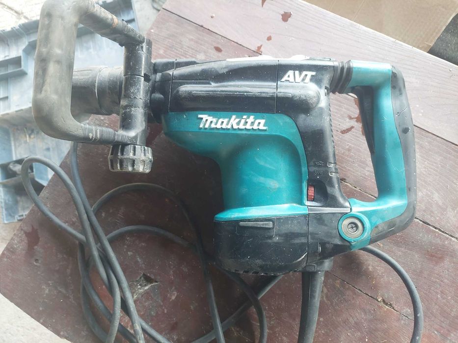 Перфоратор Макита