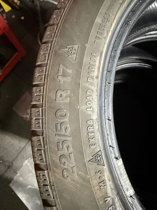 Anvelope M+S Continental, 225/50/17