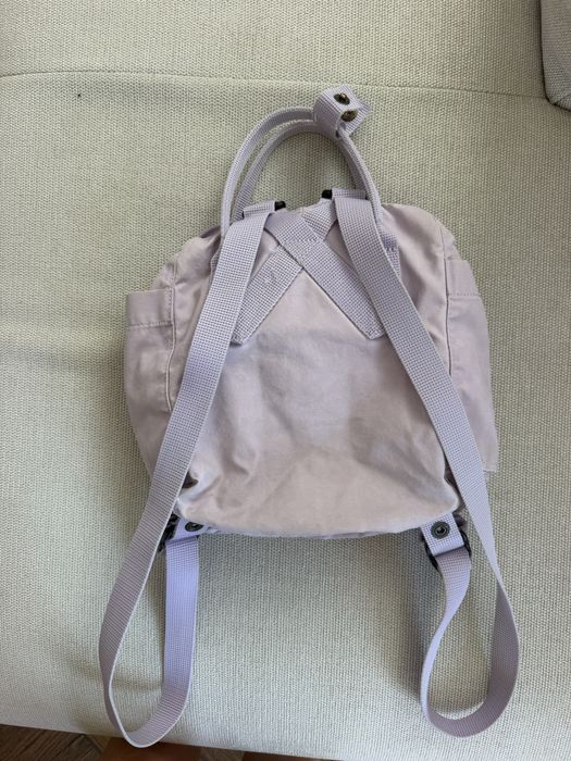 Малка раница Fjällraven Kånken лилава