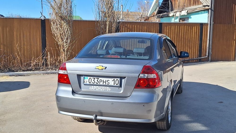 Автомобиль Chevrolet Nexia