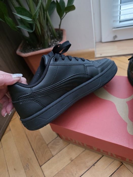 Дамски кецове Puma Caven 2.0