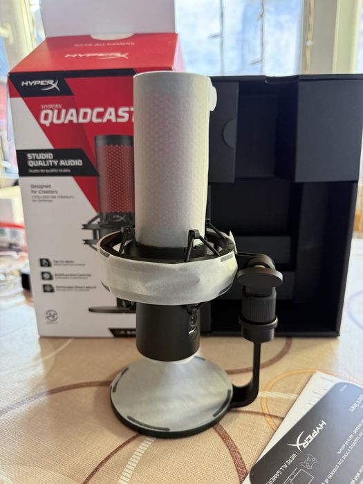 Microfon pentru sudio