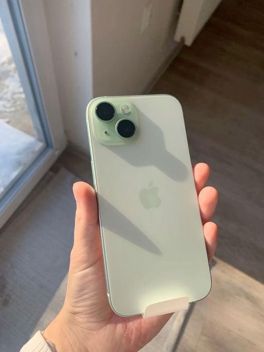 iPhone 15 в отличном состоянии, оригинал, срочно
