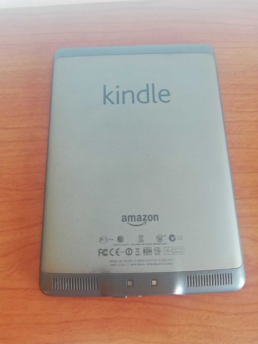 Amazon Kindle Touch D01200