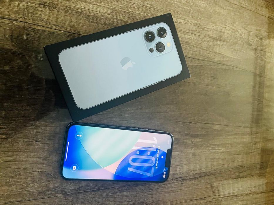 Продам срочно iphone 13 pro