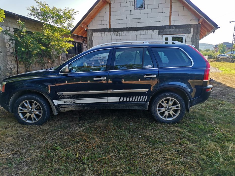 Vând Volvo  Xc90