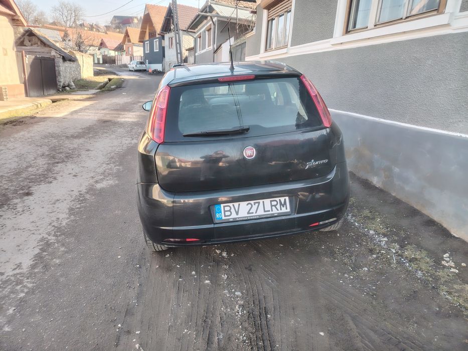 Vând FIAT Grande Punto 2008 1.4 benzină