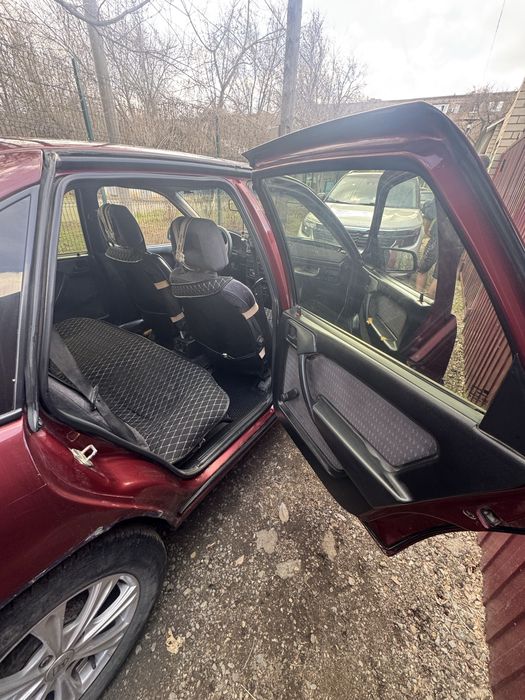 Opel vectra бордовый цвет .