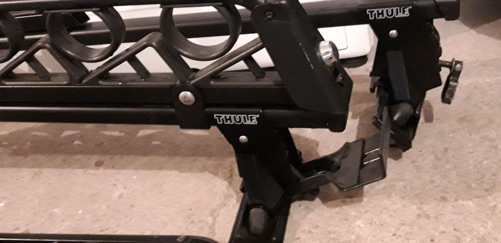 Багажник за кола/универсален/;THULE за ски