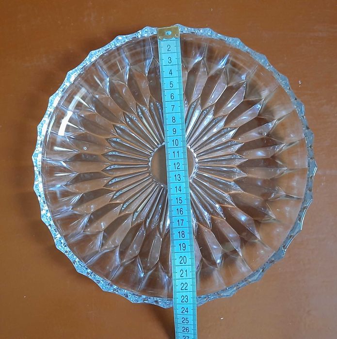 Блюдо хрустальное