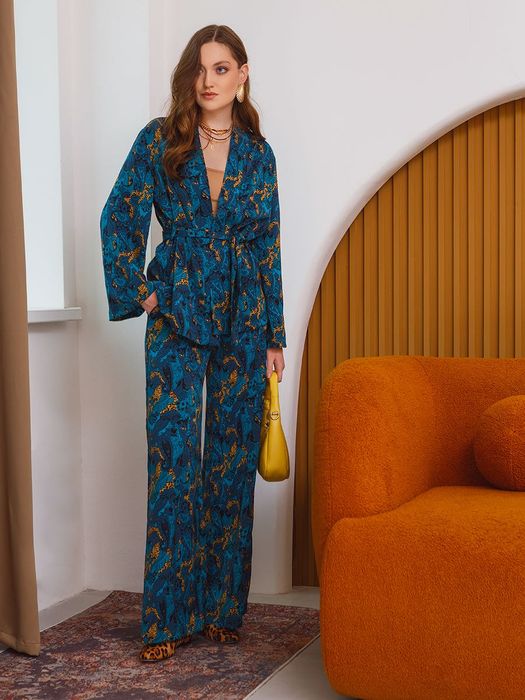 Костюм в стиле кимоно новый