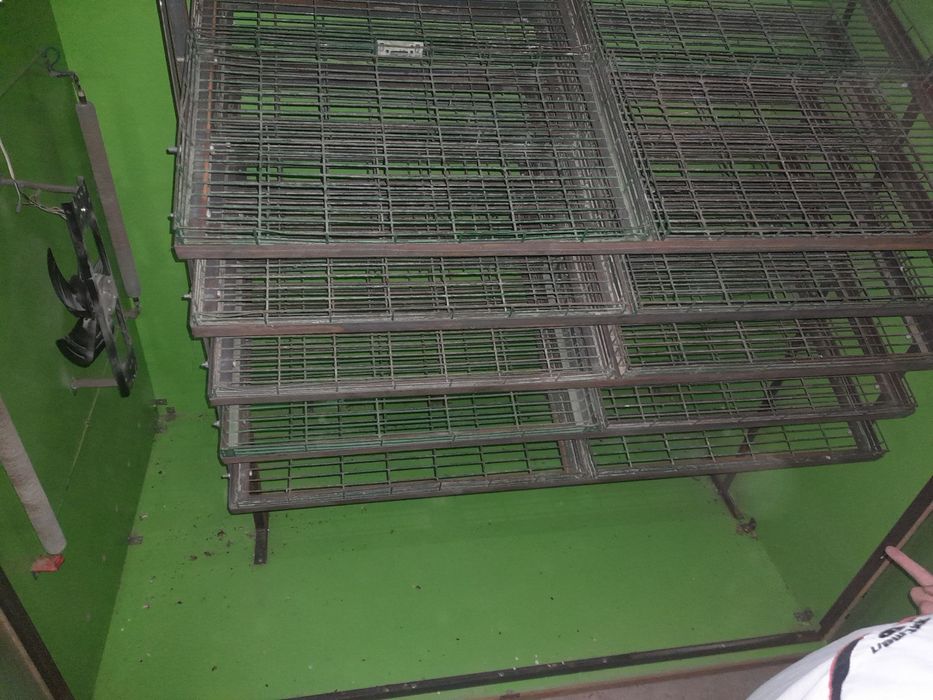 Инкубатор сотилади