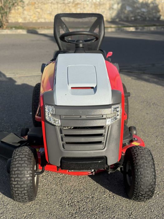 Tractoras de tuns iarba Snapper NXT Profesional 23Hp B&S 3 cutite