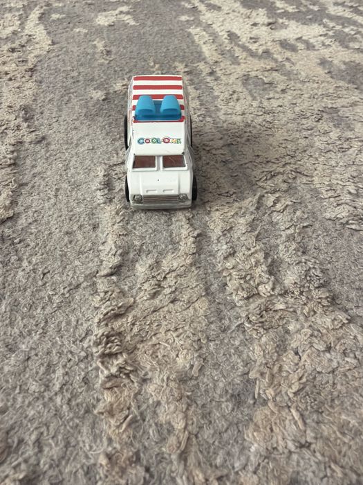 Продам Мороженщик Hot Wheels