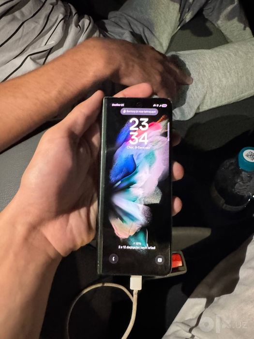 Samsung z fold3 5g