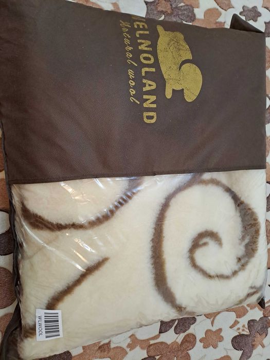 Vând pătura din lana naturală