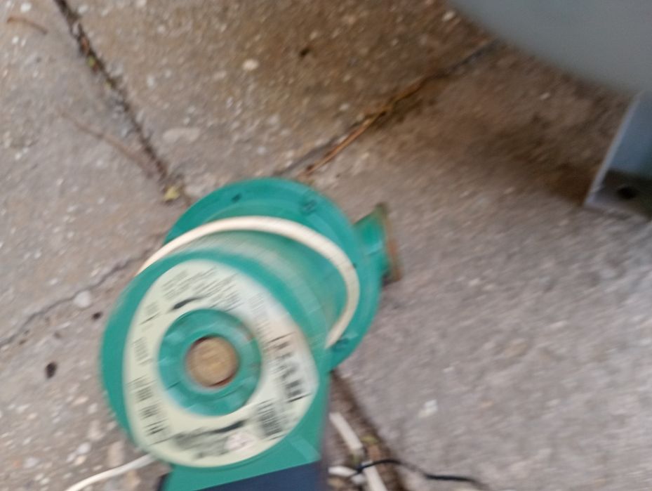 Vas de expansiune 300 l + pompa de recirculare DAB. Ușor negociabil