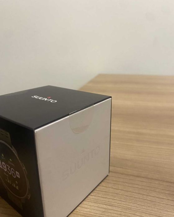 Suunto Vertical Titanium Solar