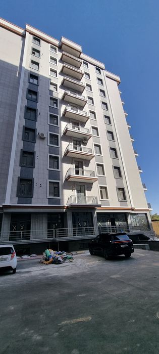 Golden city 3-xonali 72kv kvartira sotiladi