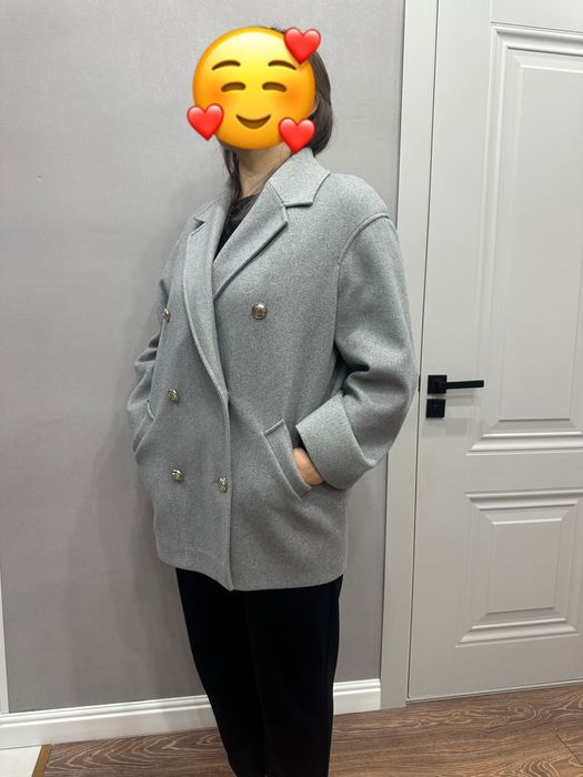 Продаётся посуда и одежда