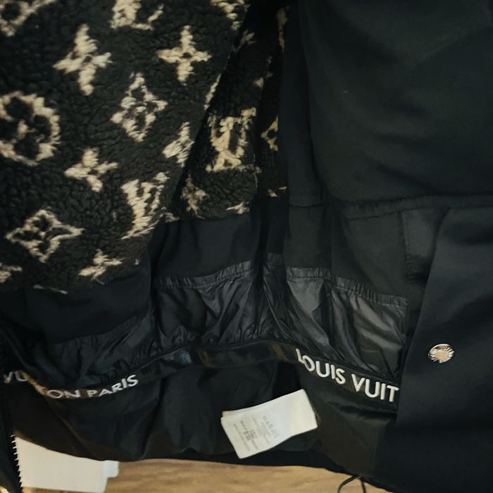 Louis vuitton  яке