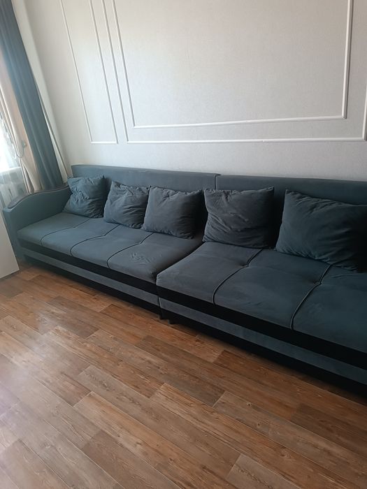 Продаю диван срочно