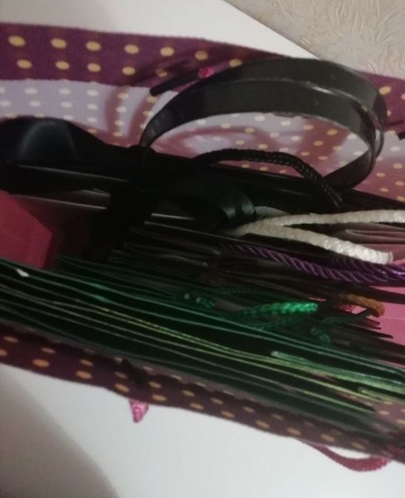 Подарочные пакеты. Цена за всё.