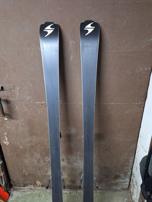 Ски Blizard 166см карбон
