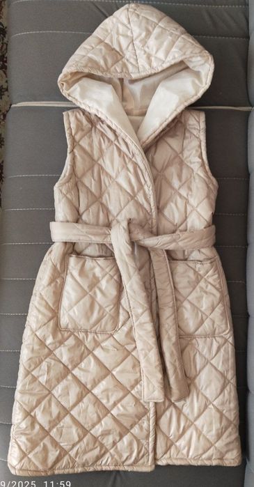 Seksual paypoq kiygan qiz