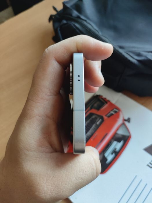 Samsung s25 (12/128)