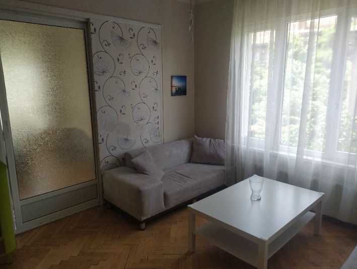 Дава се под наем Тристаен апартамент в София, Оборище - 90 кв.м за 561 € - Снимка #1