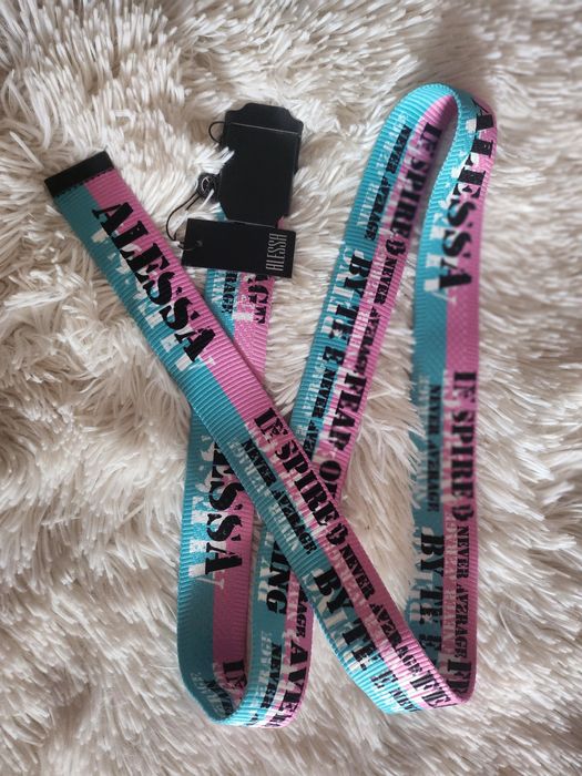 Колан Alessa нов