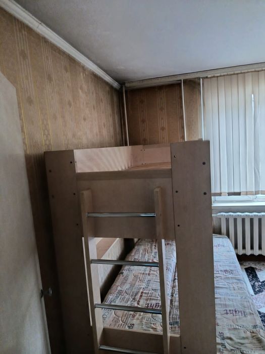 Двухъярусная кровать