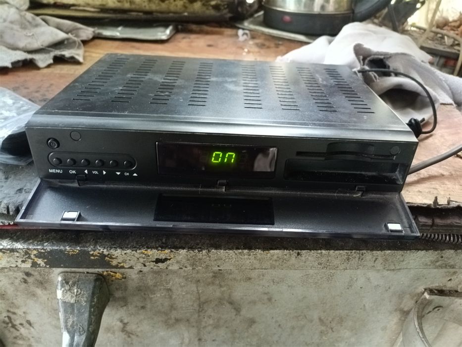 Тюнер продаю STAR TREK