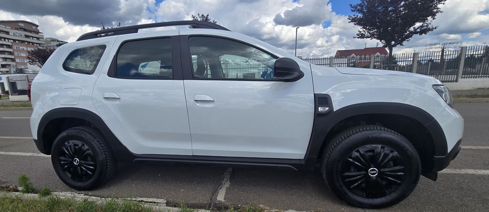 DACIA Duster 2023 — imagine 3