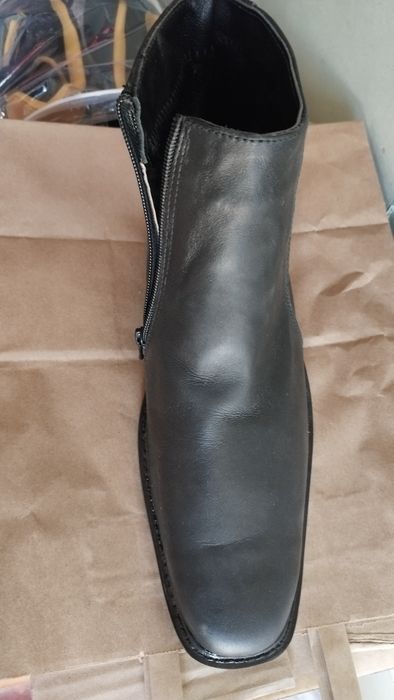 Срочно продам сапоги