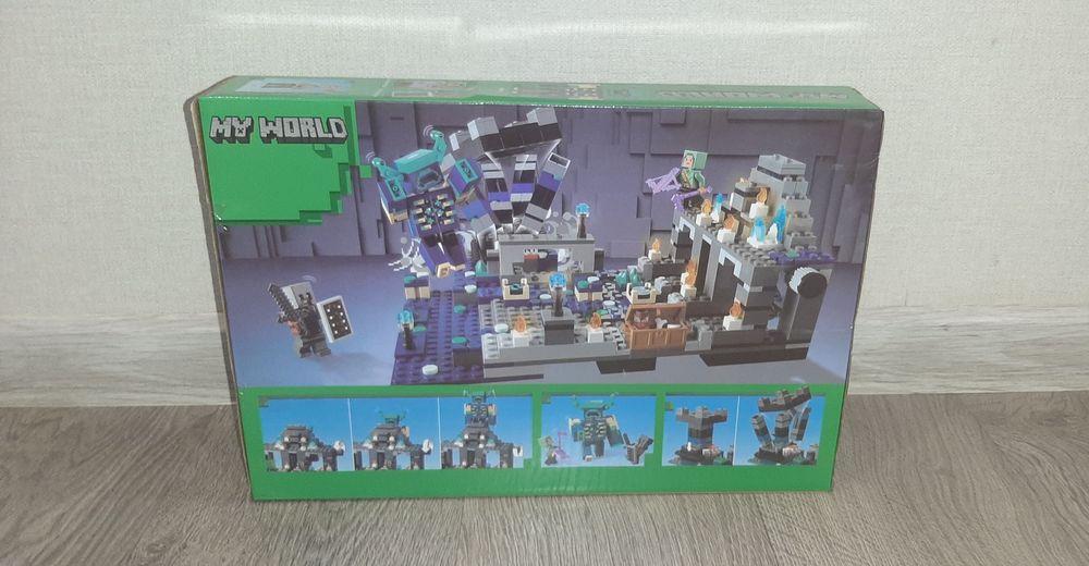 Продам Lego Minecraft The Deep Dark Battle