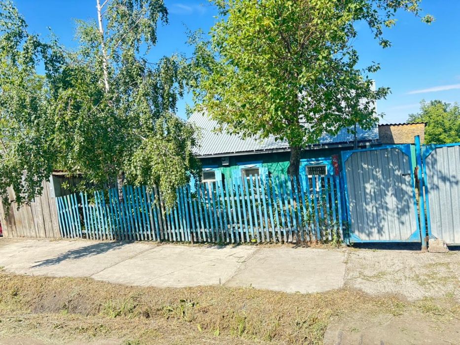 Продам срочно дом  в районе станции