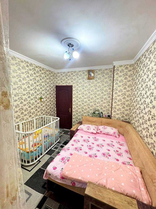 Продается своя квартира на Карасу-6 1-этаж, 2 подвала, 2 огорода 3/1/9