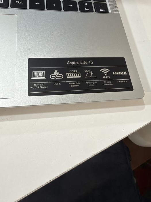 Ноутбук Aser Aspire 16 lite