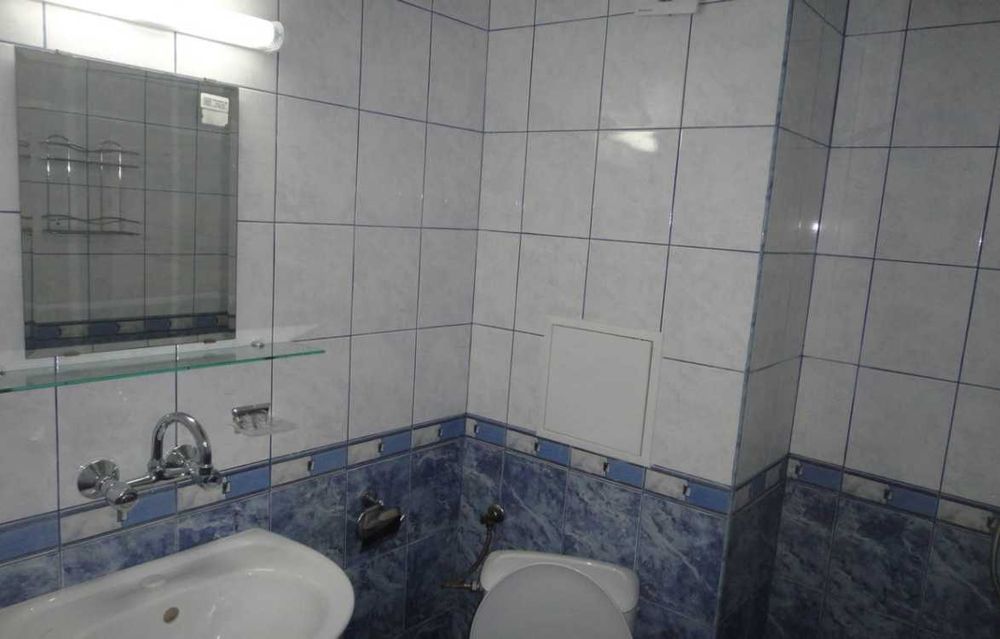 Дава се под наем Двустаен апартамент в Бургас, Изгрев - 50 кв.м за 79.05 € - Снимка #3