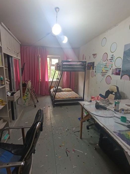 Сергели 8. Продаётся квартира 4/3/9 общ. пл 100 м². Срочно