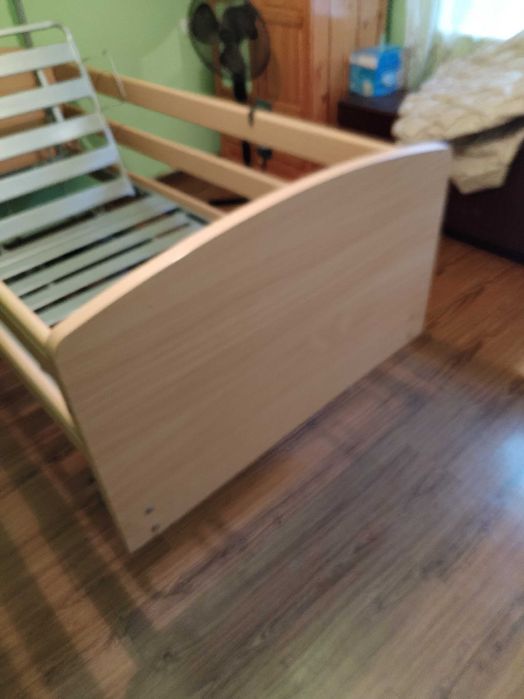 Медицинско електрическо легло със хидравлика