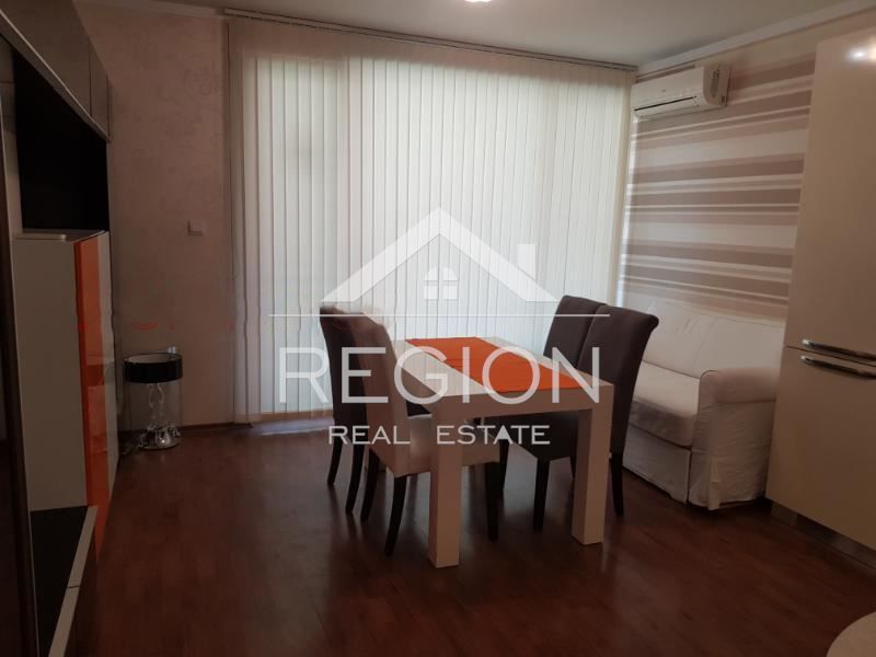 Дава се под наем Двустаен апартамент в Варна, Бриз - 60 кв.м за 650 € - Снимка #3