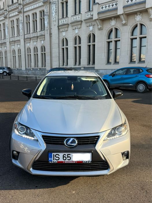 LEXUS CT200H 2015