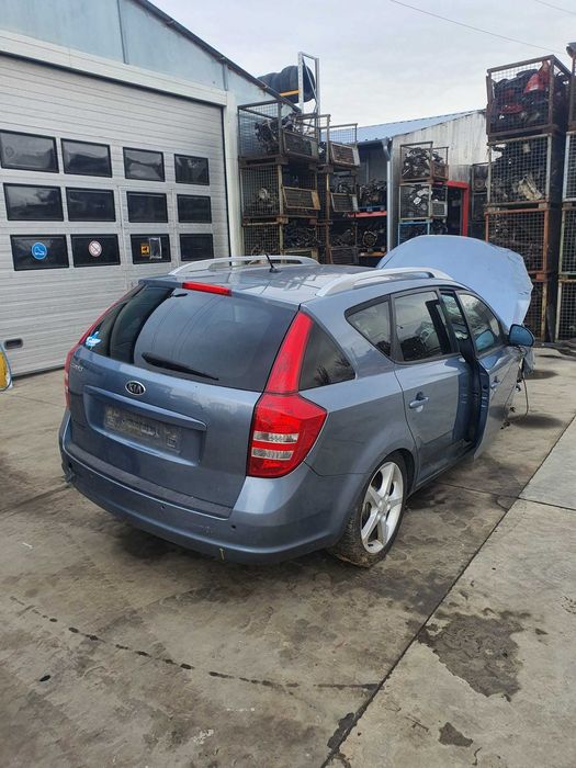 Kia ceed 1.6 CRDI/2009 Dezmembrez/Dezmembram