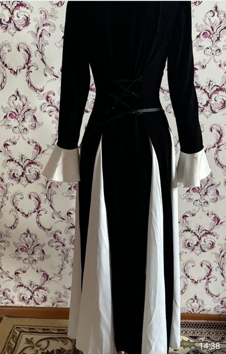 Қыздардың көйлегі сатылады