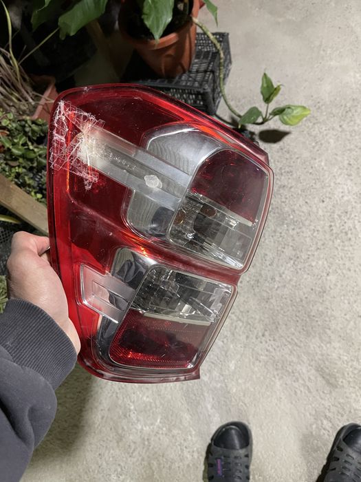 Onix va kobalt orqa fara xadiya qilaman